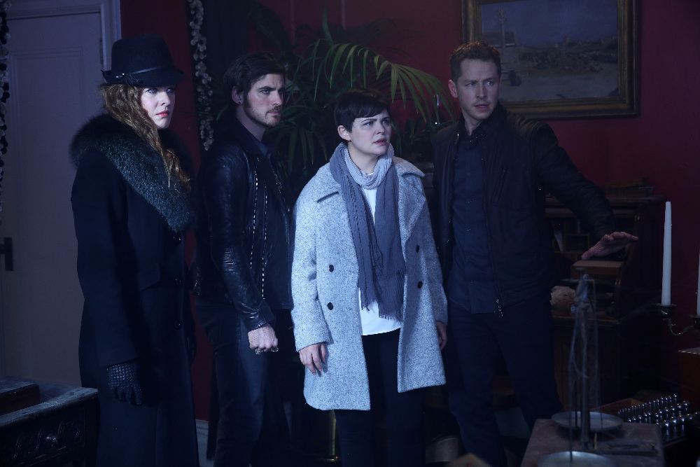 Once Upon A Time 5x23 - REBECCA MADER, COLIN O'DONOGHUE, GINNIFER GOODWIN, JOSH DALLAS